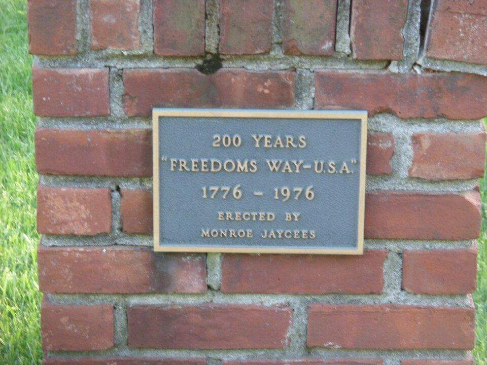 Monroe, Connecticut 051009 26 10