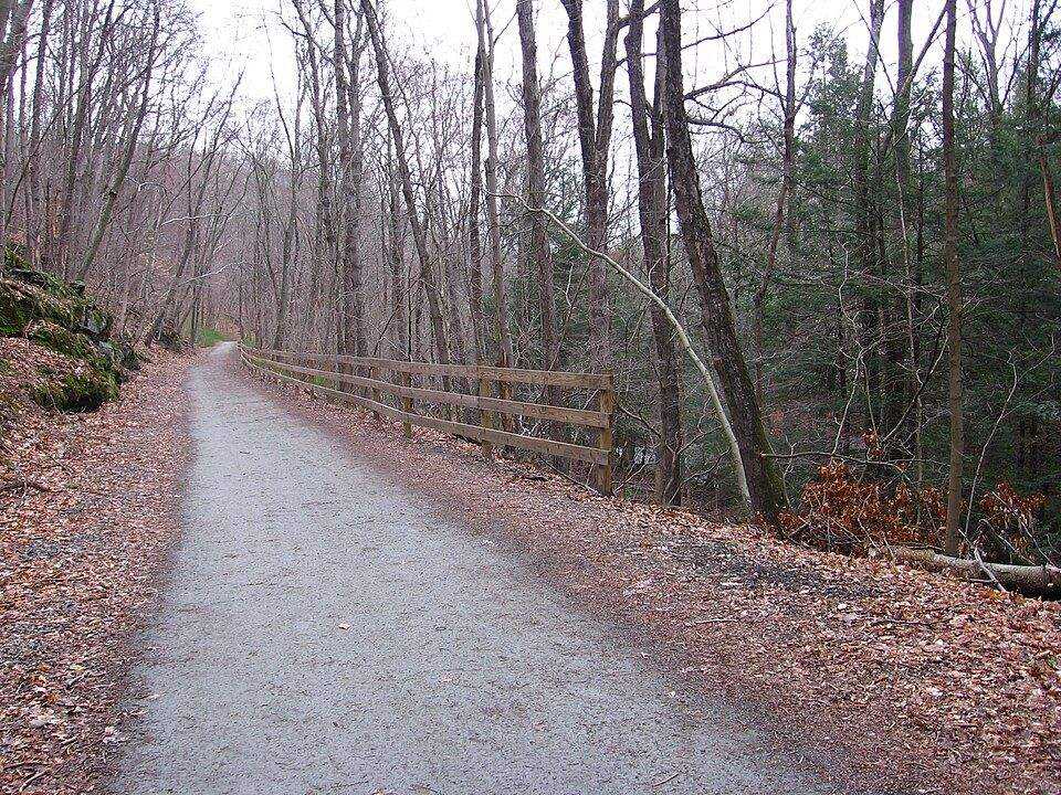 Pequonnock River Trail — Trumbull